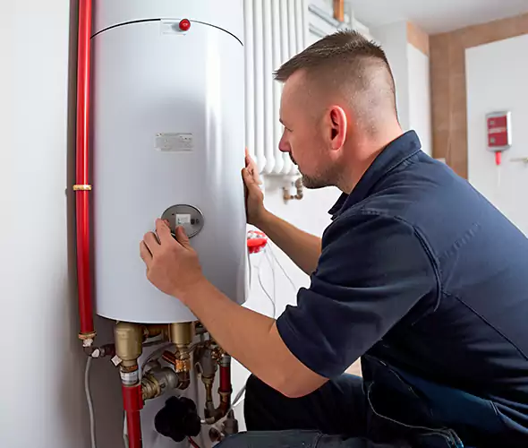 Expert Plumber for Gas Water Heater Replacement in Palm Beach, FL: Schedule Affordable Replacement Services with Us
