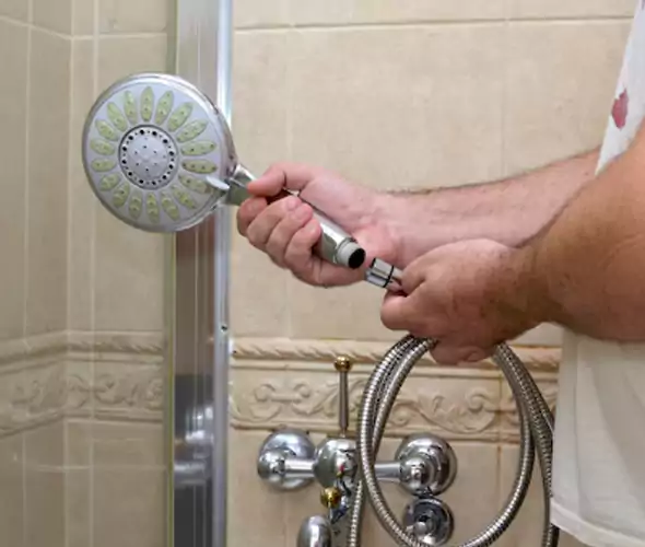 Professional Shower Repair Specialist in Palm Beach, FL: Schedule Affordable Shower Services with Us