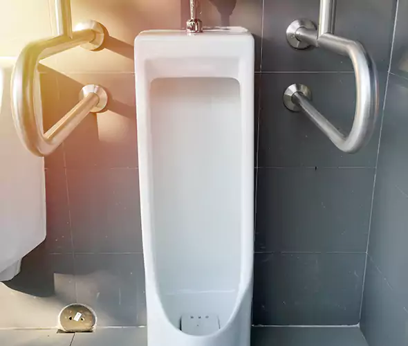 Expert Urinal Installation in Palm Beach, FL: Schedule Reliable Plumbing Services with Us
