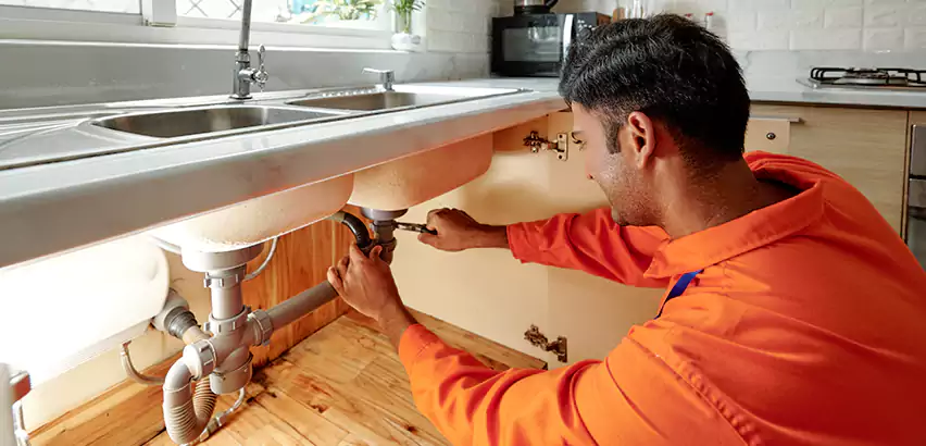 Plumbing Leak Repair in Palm Beach, FL